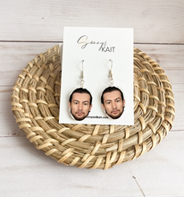 Load image into Gallery viewer, Cirelli Face Earrings

